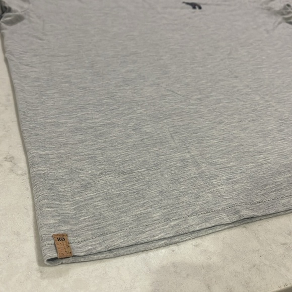 10tree or Tentree brand tshirt with lama embroidered on chest  size XXL EUC - Picture 7 of 7